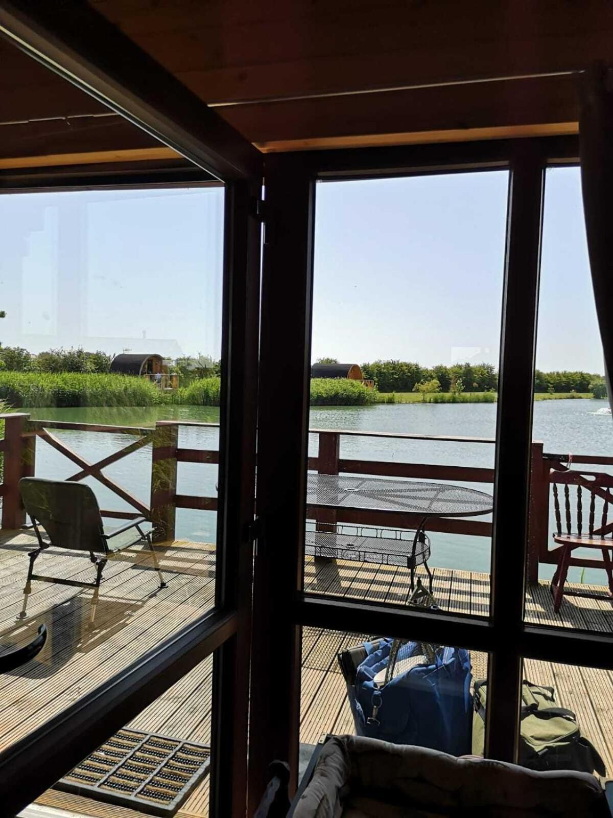 Lakeside Fishing Lodges Boston Exteriör bild